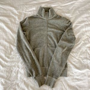 2/$40💜 CLOSET CLEAN OUT: Juicy Couture full-zip sweater